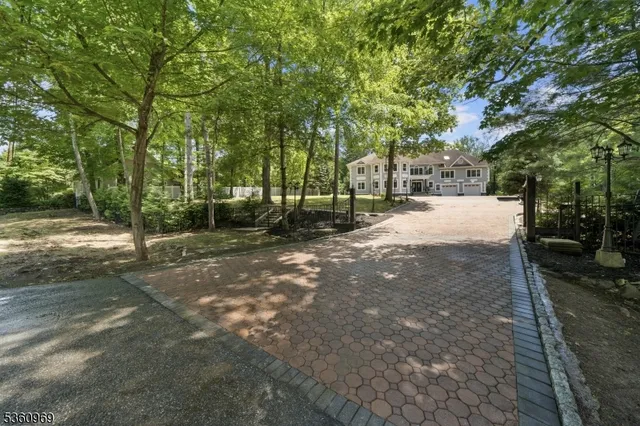 $1,550,000 | 47 Cutlass Road, Kinnelon, NJ 07405