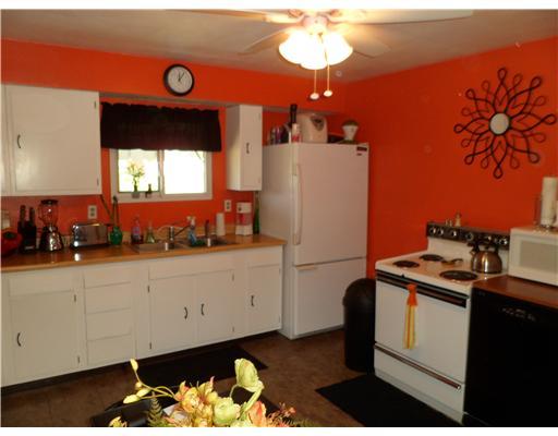 723 Spruce Street Rochester, PA 15074 - Photo 10 of 18 Kitchen. Second unit