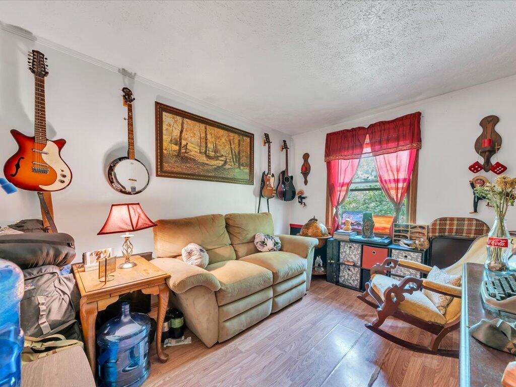 4072 The Great Road Fieldale, VA 24089 - Photo 22 of 36 22-MIB08185