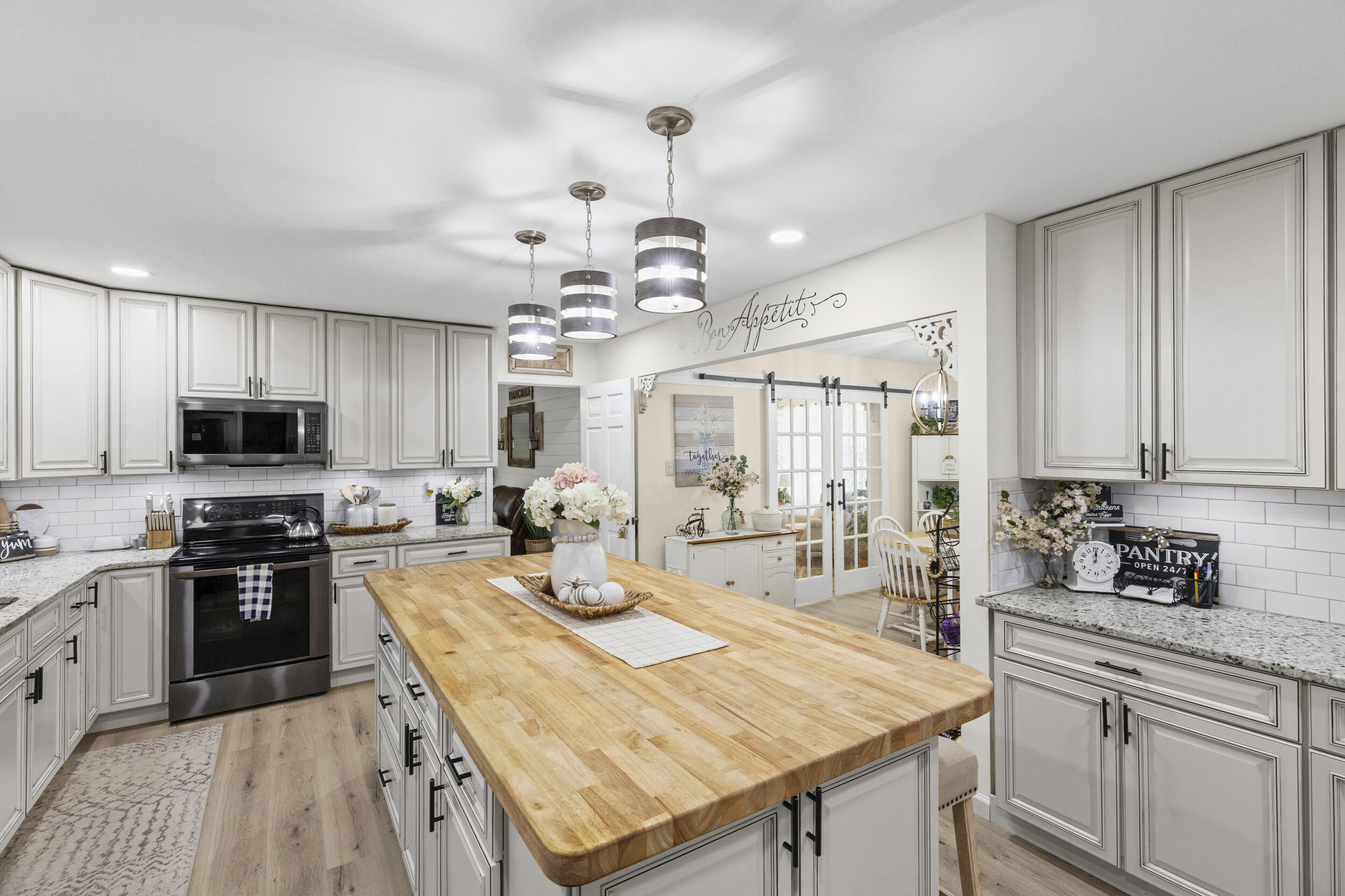 4723 Vaucluse Road Aiken, SC 29801 - Photo 15 of 32 2026-04-14_4723_vaucluse_rd-srm-15