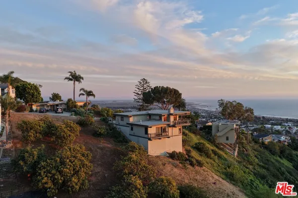 $395,000 | 515 Mint Lane, Ventura, CA 93001