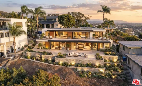 $395,000 | 515 Mint Lane, Ventura, CA 93001