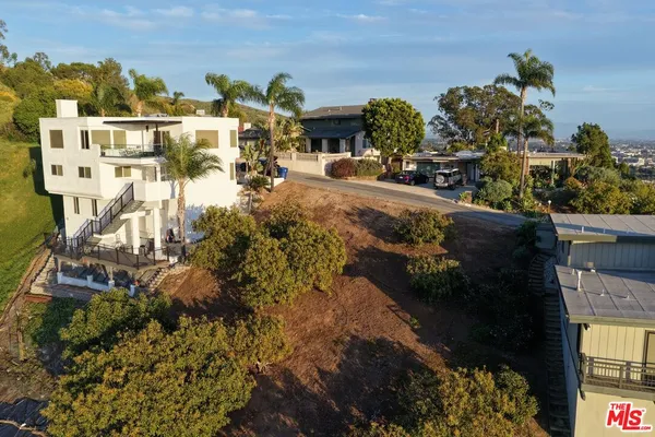 $395,000 | 515 Mint Lane, Ventura, CA 93001