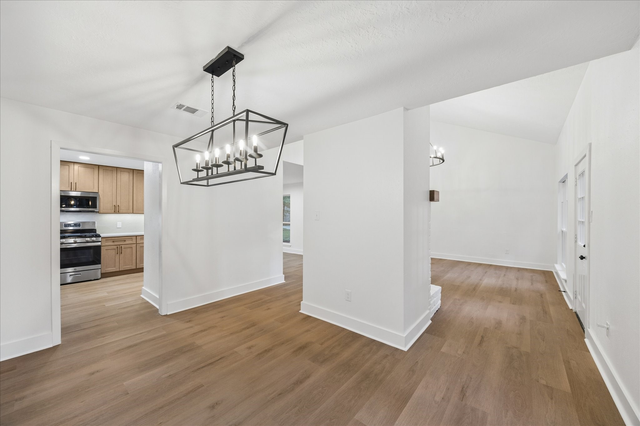 85 Yewleaf Drive Spring, TX 77381 - Photo 13 of 30