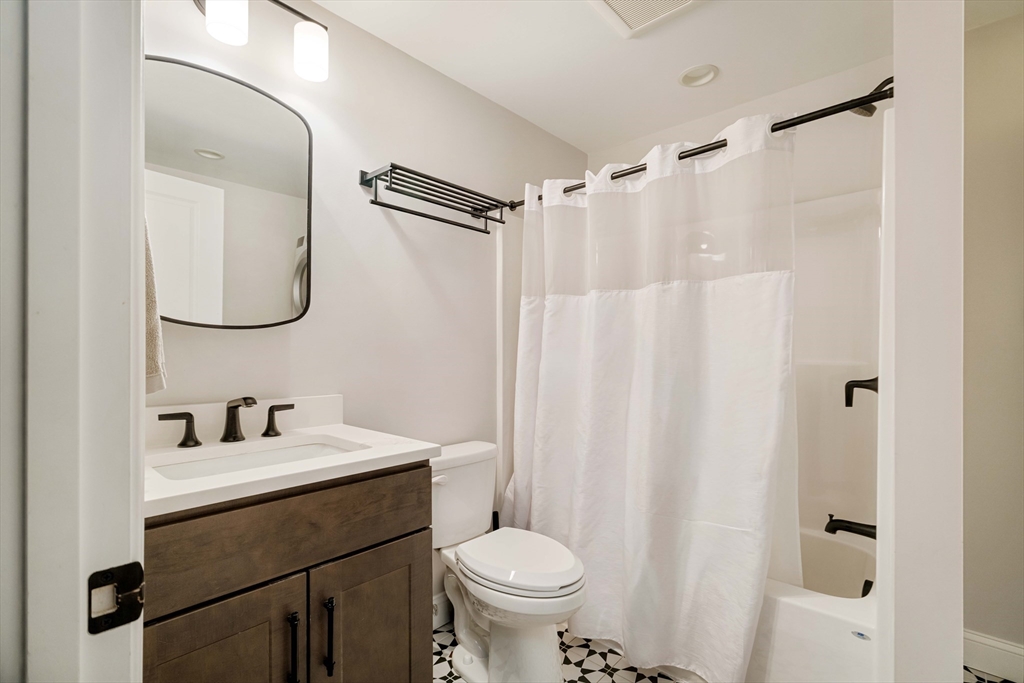 3 Sumpter Road Burlington, MA 01803 - Photo 31 of 40