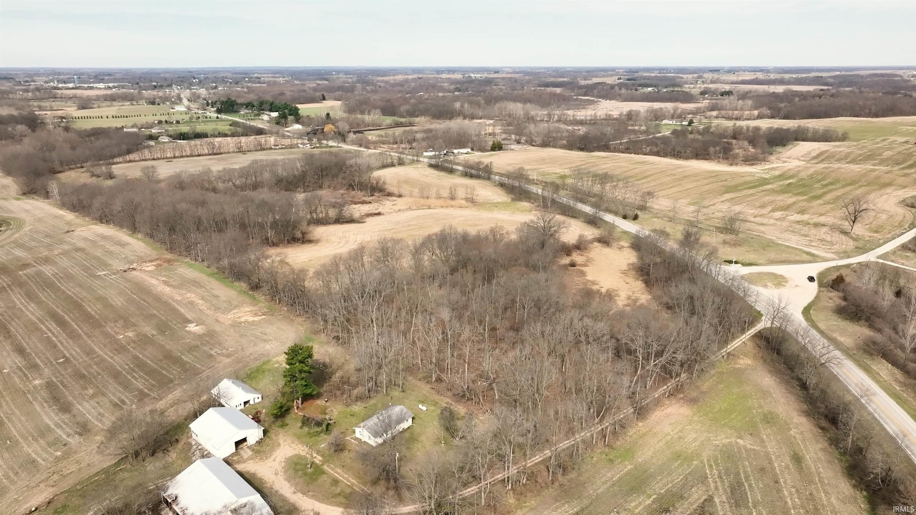 1425 Southeast Se Road Akron, IN 46910 - Photo 12 of 35