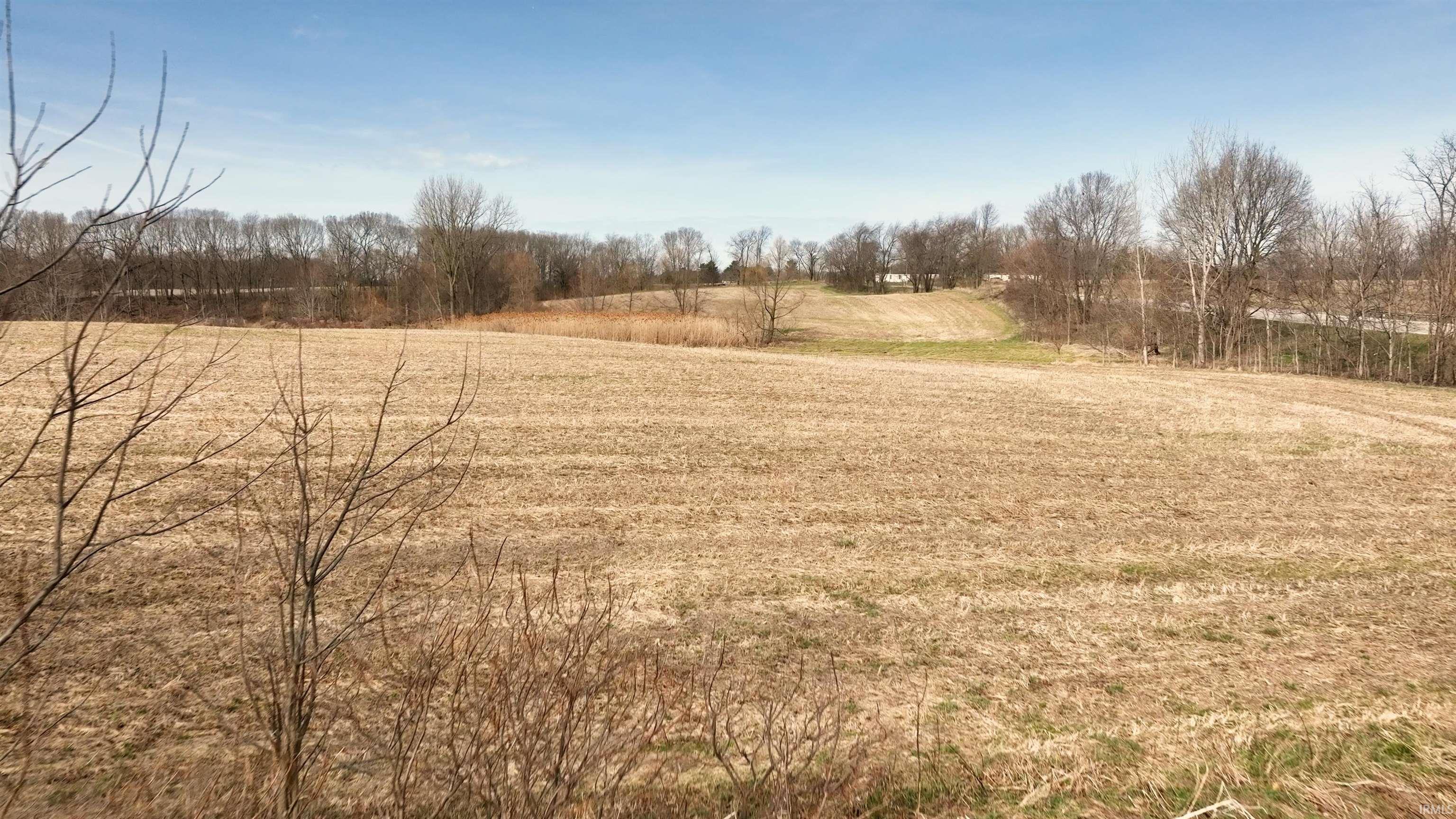 1425 Southeast Se Road Akron, IN 46910 - Photo 17 of 35