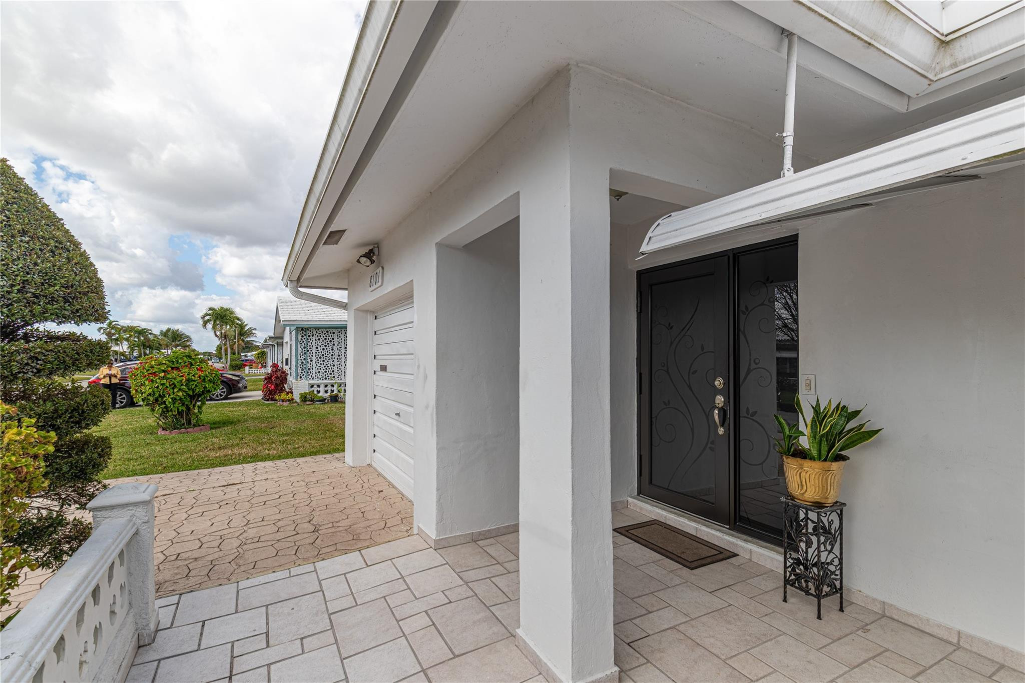 8101 Northwest 59th Court Tamarac, FL 33321 - Photo 4 of 44 Photo 4