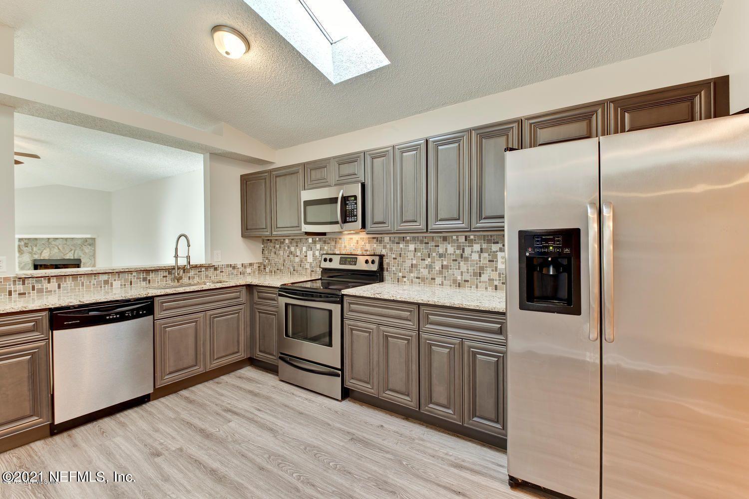 11200 Ridgetop Lane Jacksonville, FL 32225 - Photo 11 of 30 20190106010715946292000000-o