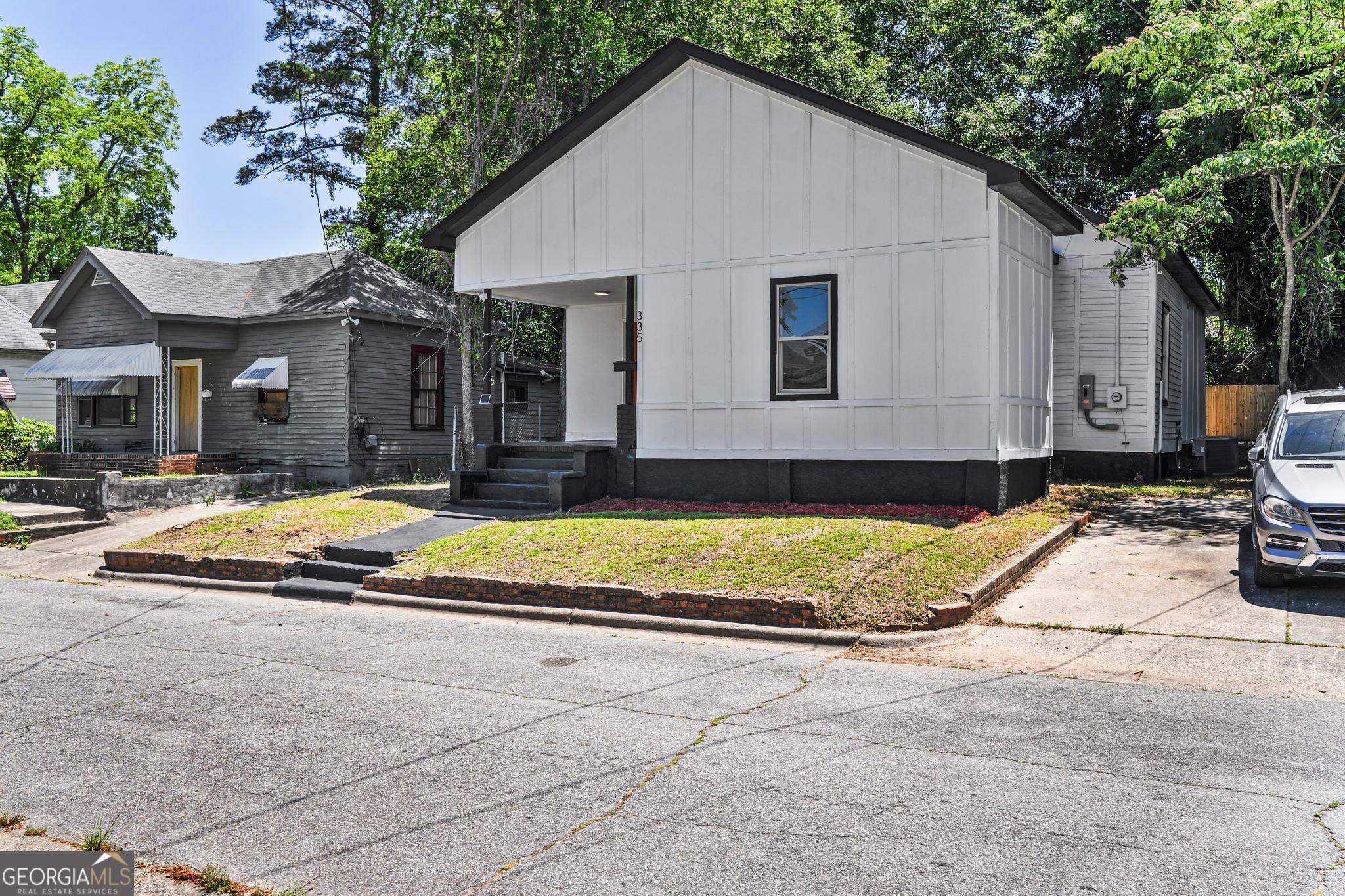 335 Lincoln Avenue Macon, GA 31201 - Photo 3 of 23