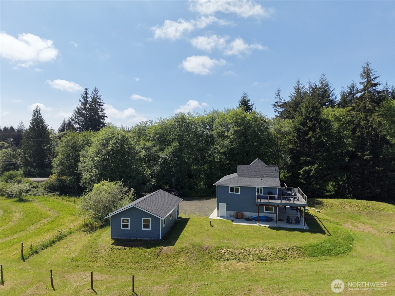 1518 Ocean Beach Road Hoquiam, WA 98550 - Photo 7 of 40
