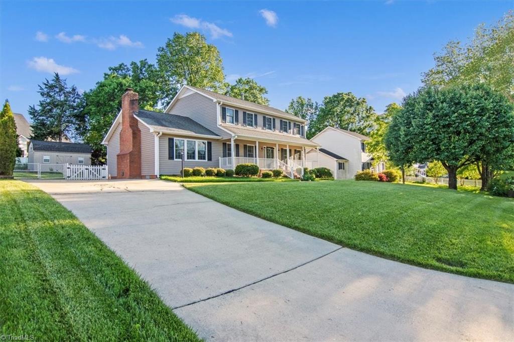 2306 Leeds Avenue High Point, NC 27265 - Photo 4 of 50