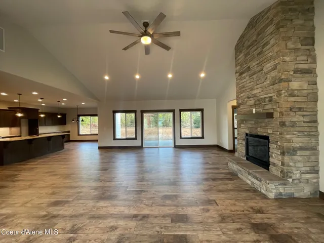 $1,120,000 | 2 Rathdrum Id 83858, Rathdrum, ID 83858