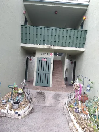 $1,700 | 8903 Northwest 28th Drive, Unit 8, Coral Springs, FL 33065
