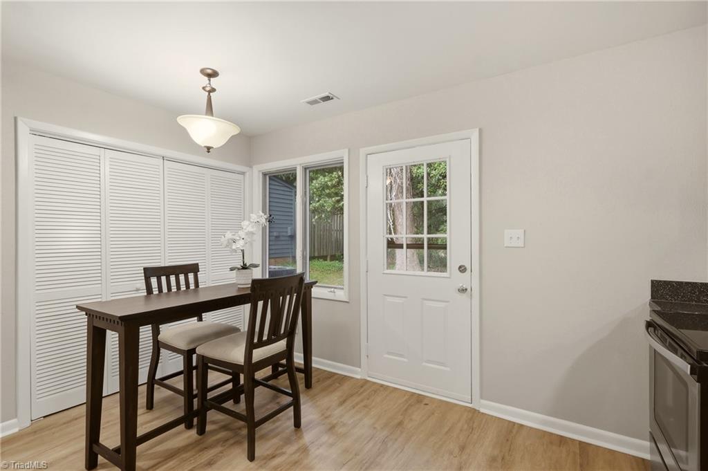 4638 Lake Jeanette Road Greensboro, NC 27455 - Photo 13 of 31
