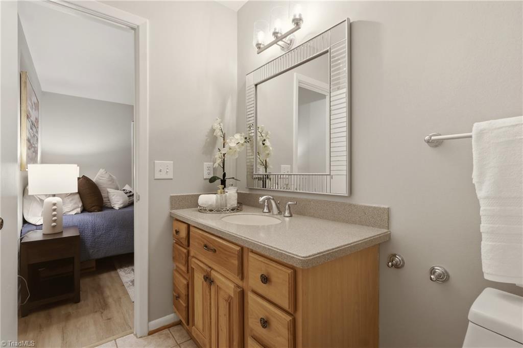 4638 Lake Jeanette Road Greensboro, NC 27455 - Photo 17 of 31