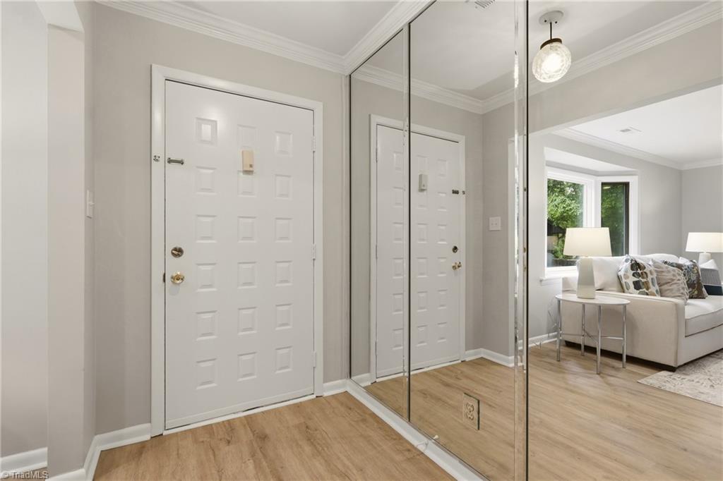 4638 Lake Jeanette Road Greensboro, NC 27455 - Photo 5 of 31
