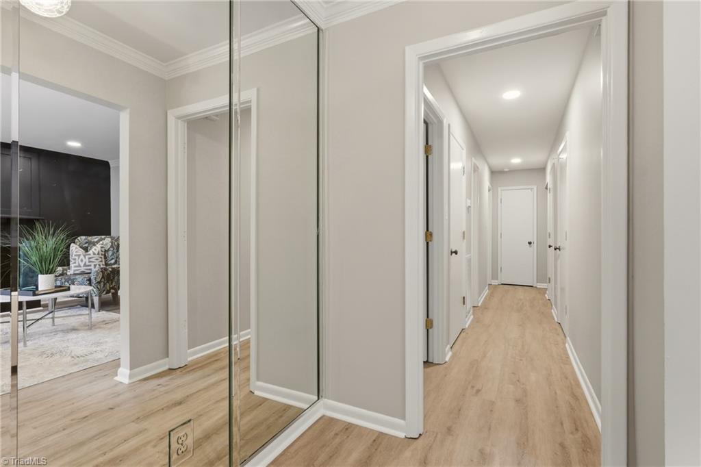 4638 Lake Jeanette Road Greensboro, NC 27455 - Photo 6 of 31