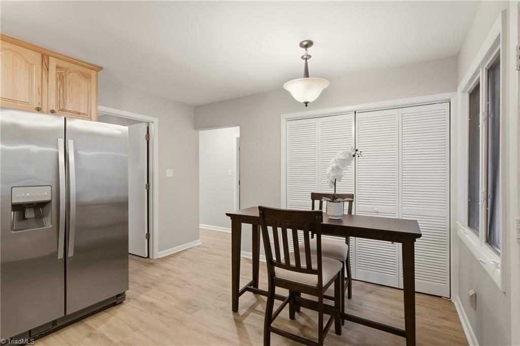 4638 Lake Jeanette Road Greensboro, NC 27455 - Photo 9 of 31