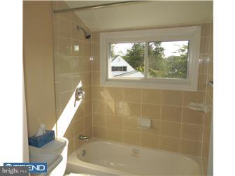 59 Camellia Road Levittown, PA 19057 - Photo 11 of 12 Bathroom