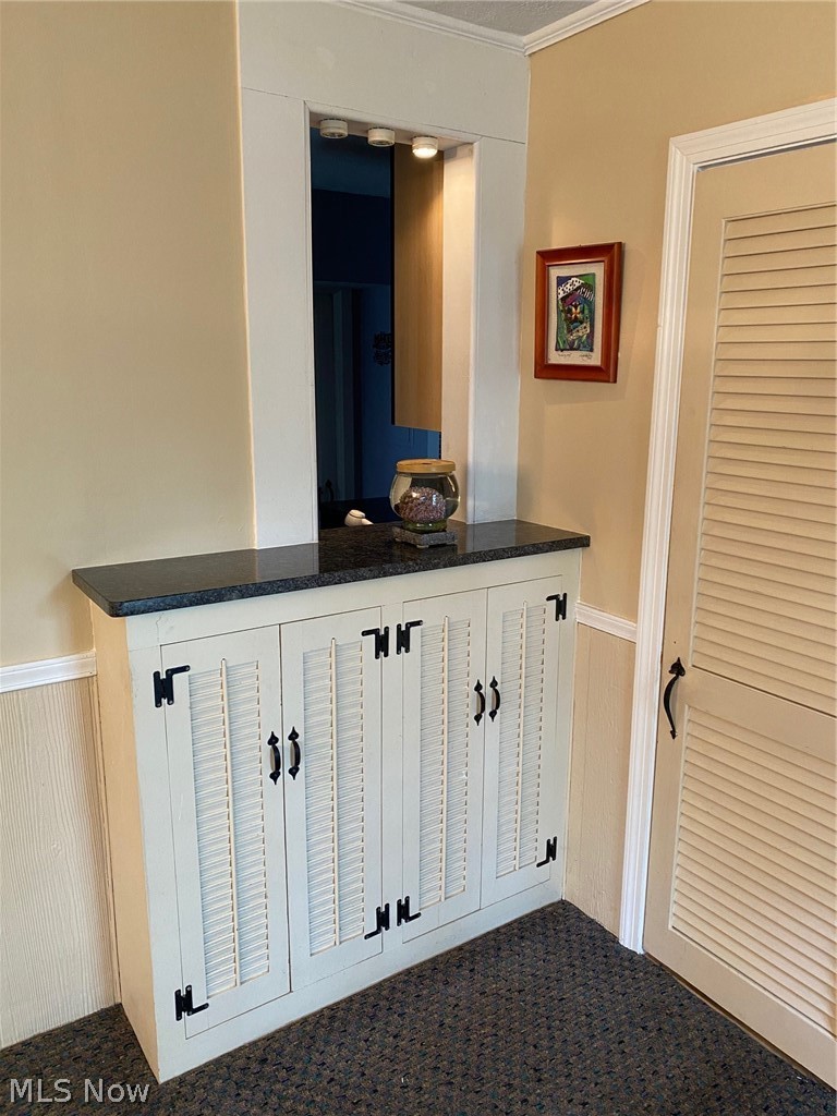 1596 Biltmore Road Cleveland, OH 44124 - Photo 6 of 23 Gallery Image 6