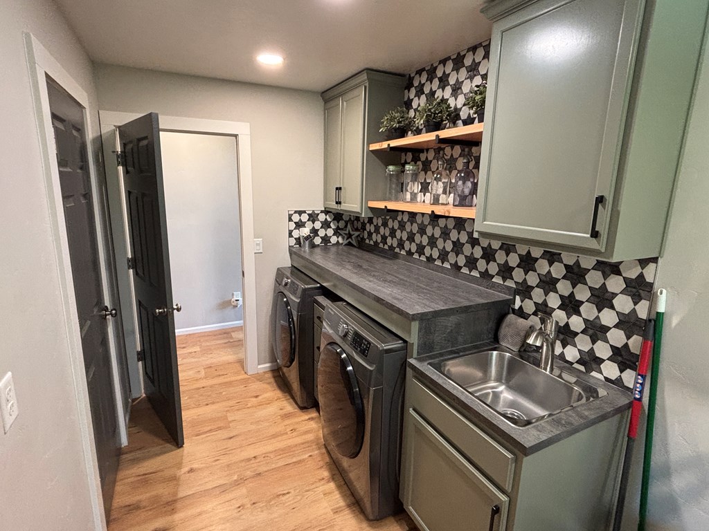 32 Shay Road Cascade, ID 83611 - Photo 32 of 40 Laundry area