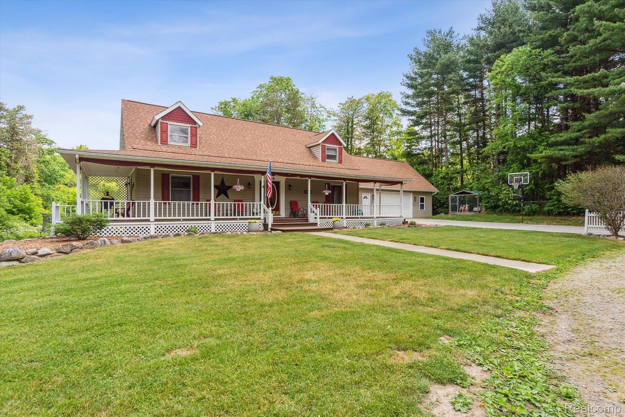 5809 East Allen Road Howell, MI 48855 - Photo 2 of 62 Front of house