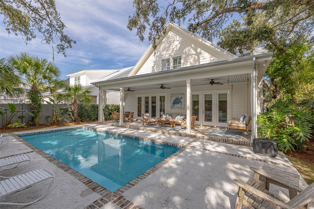 4315 5th Street St. Simons Island, GA 31522 - Photo 2 of 20