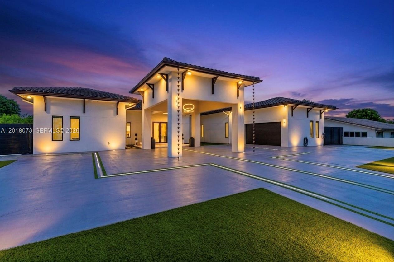 320 Southwest 125th Avenue Miami, FL 33184 - Photo 1 of 60