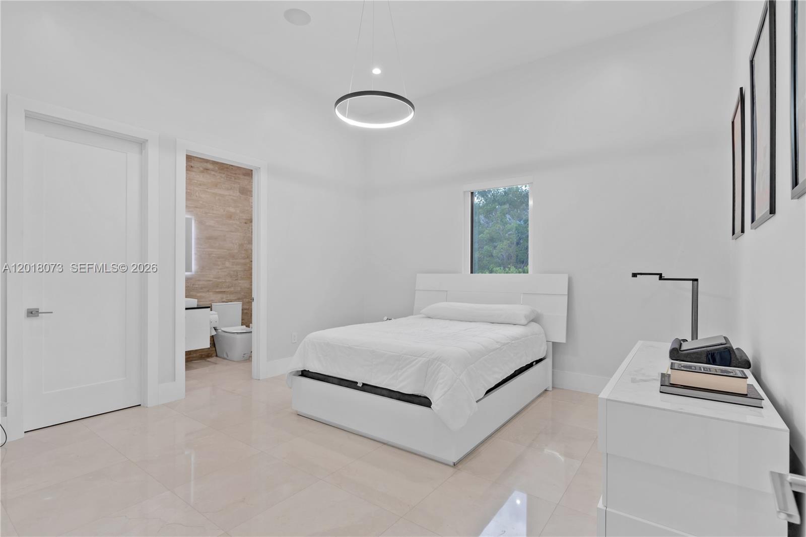 320 Southwest 125th Avenue Miami, FL 33184 - Photo 23 of 60