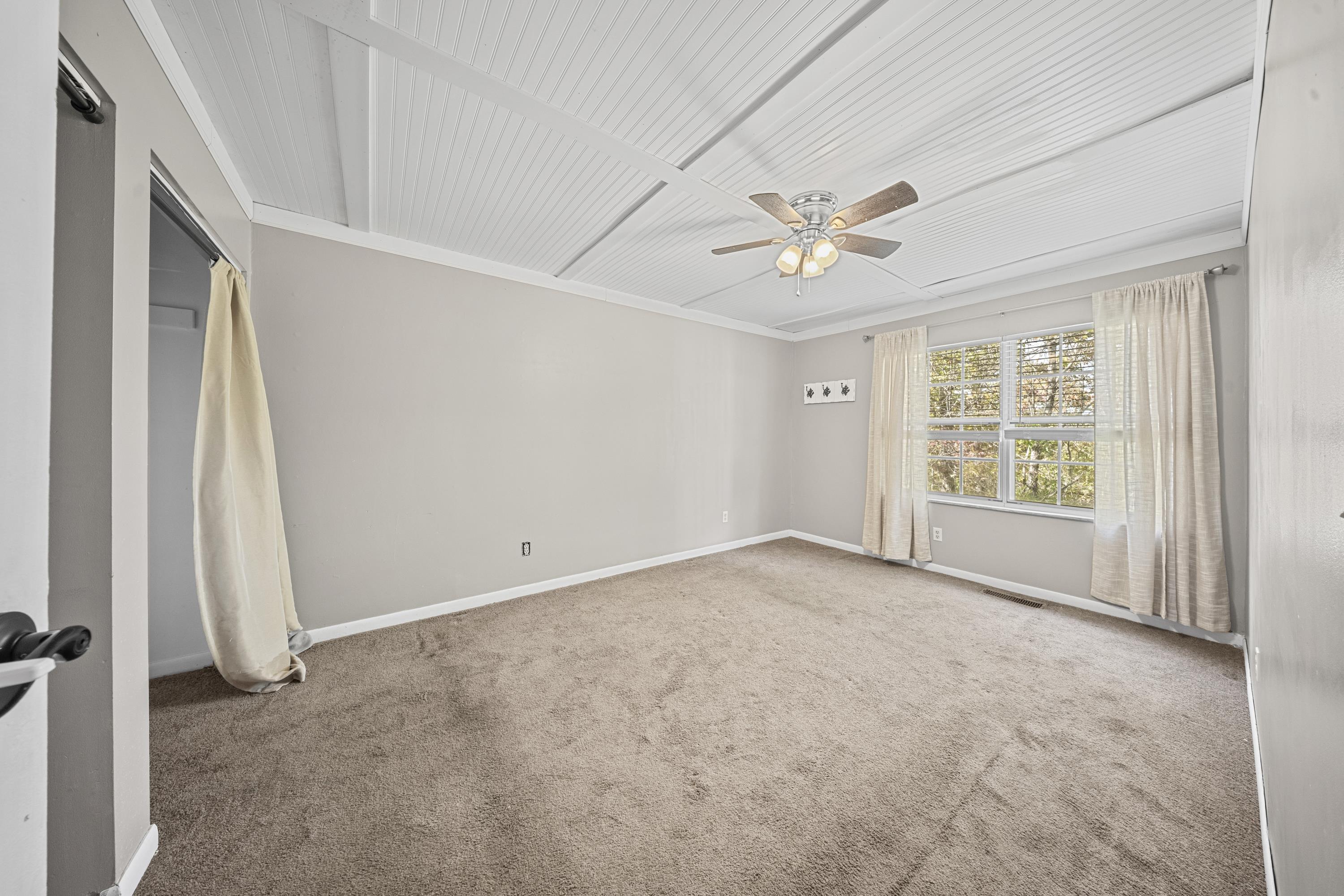 1719 Booth Quillen Road Ashland, KY 41102 - Photo 19 of 33