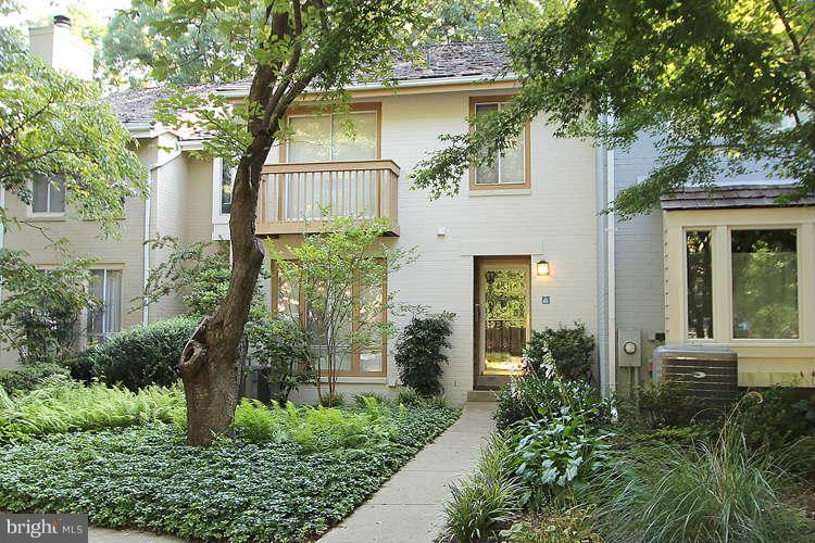 2045 Chadds Ford Drive Reston, VA 20191 - Photo 1 of 30 Exterior (Front)