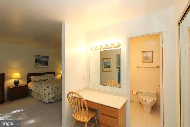 2045 Chadds Ford Drive Reston, VA 20191 - Photo 19 of 30 Bedroom (Master)