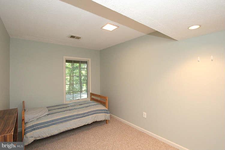 2045 Chadds Ford Drive Reston, VA 20191 - Photo 24 of 30 Bedroom