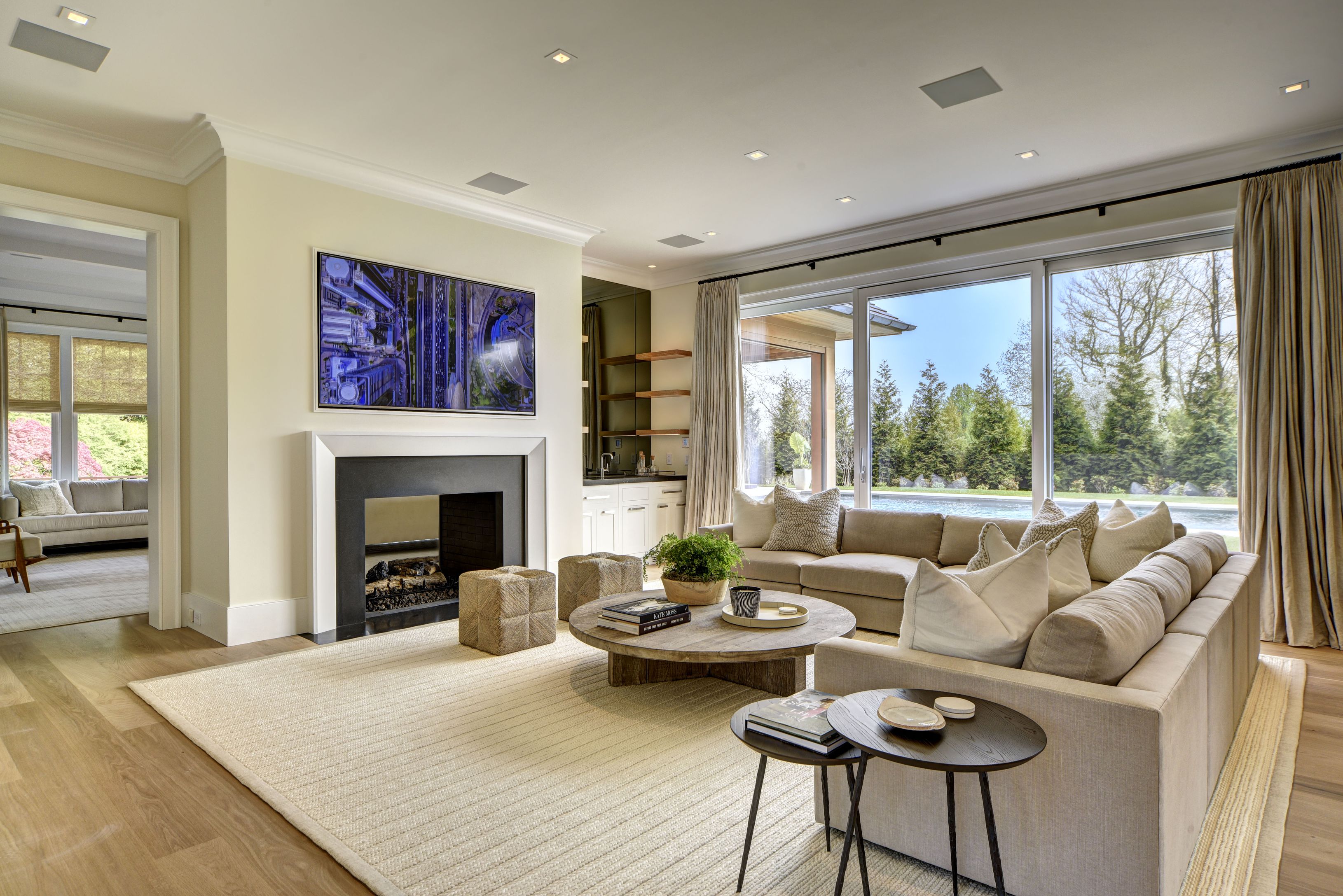 20 Hook Pond Lane East Hampton, NY 11937 - Photo 5 of 25