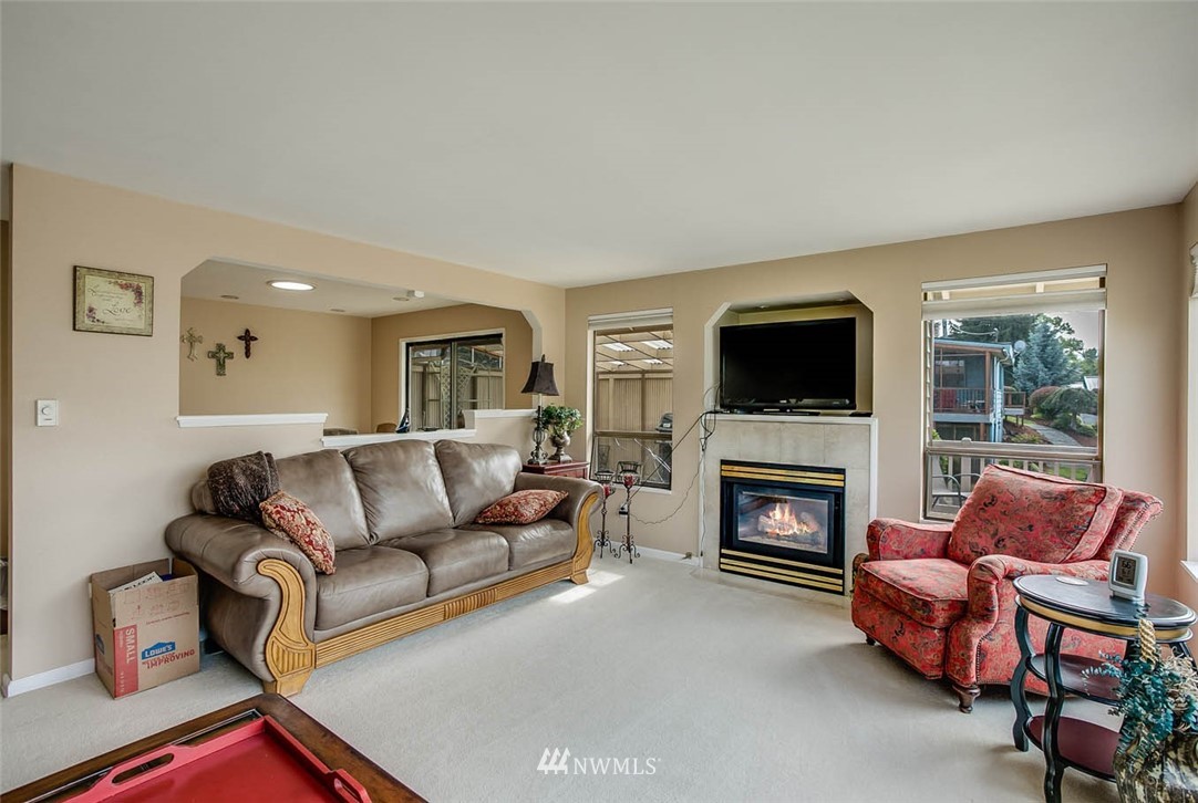 917 North 36th Street Renton, WA 98056 - Photo 10 of 21