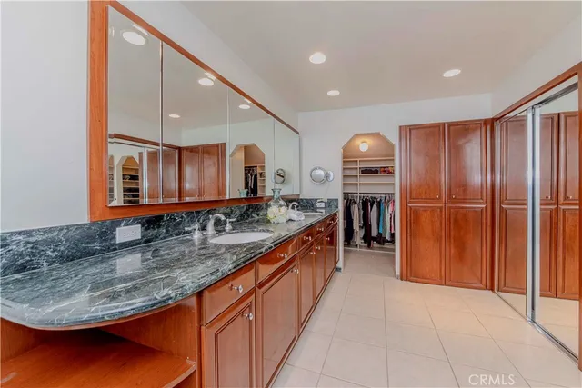$1,125,000 | 28012 Ridgeforest Court, Rancho Palos Verdes, CA 90275
