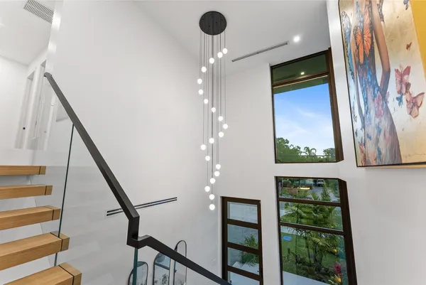 $28,000 | 220 South Swinton Avenue, Delray Beach, FL 33444