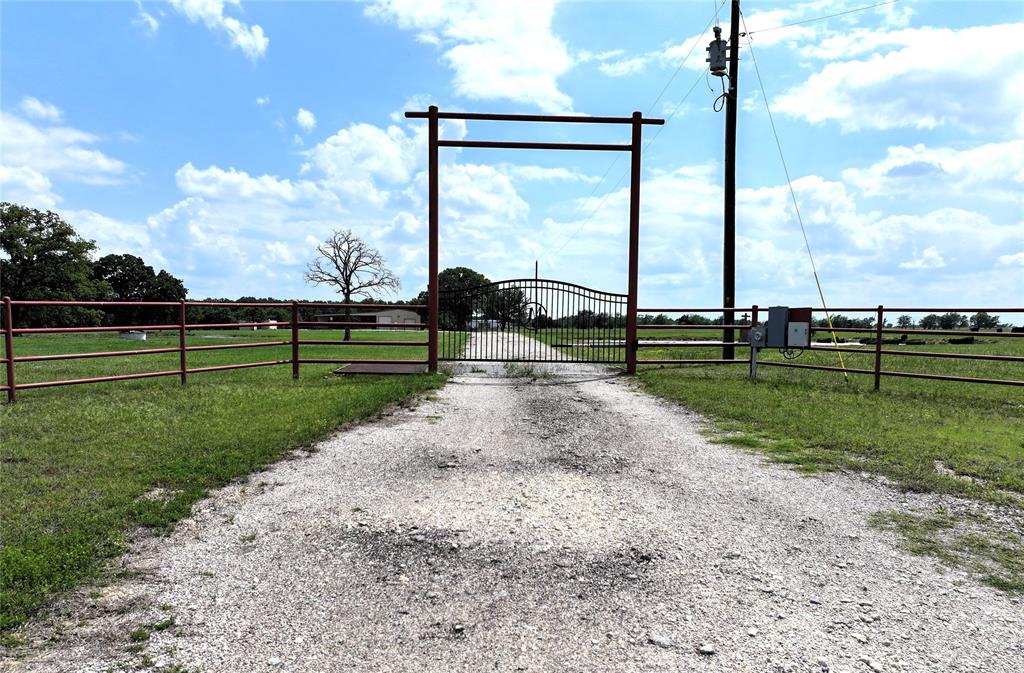 800 County Road 2807 Mabank, TX 75147 - Photo 2 of 40 a view of a park