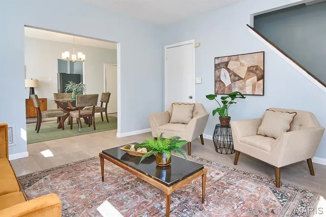 $284,500 | 3011 Iowa Avenue, St. Louis, MO 63118