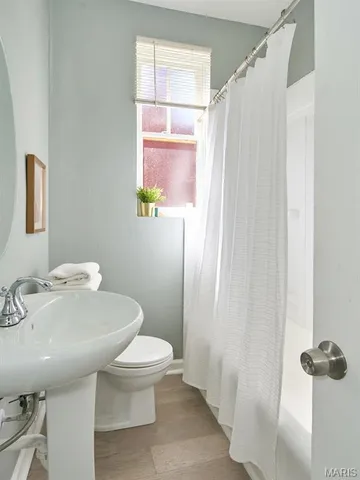 $284,500 | 3011 Iowa Avenue, St. Louis, MO 63118