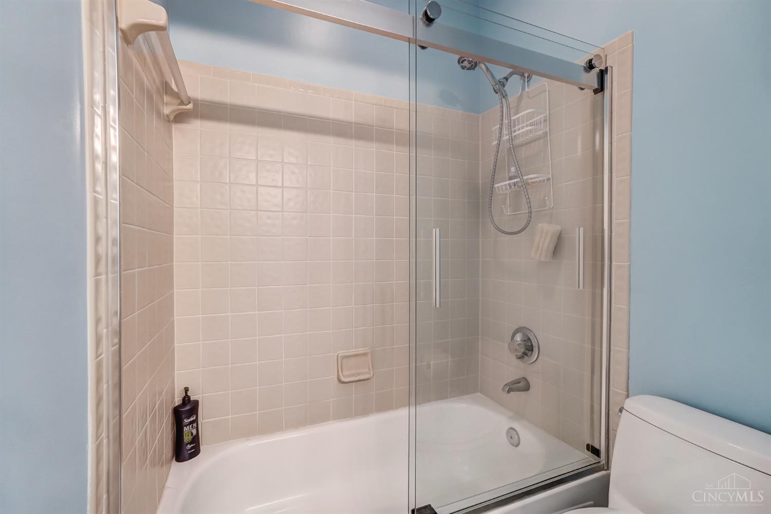 7280 Lawyer Road Cincinnati, OH 45244 - Photo 45 of 68 Gallery Image 45