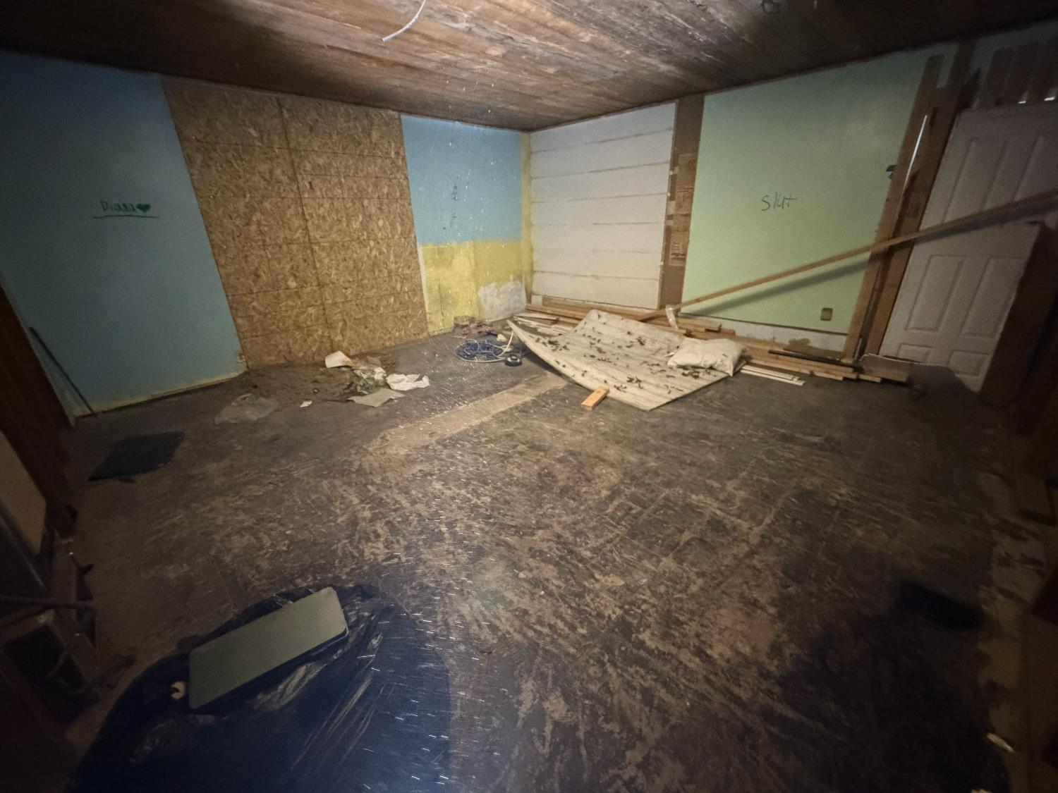 3440 Edison Avenue Sacramento, CA 95821 - Photo 16 of 33 a view of car garage