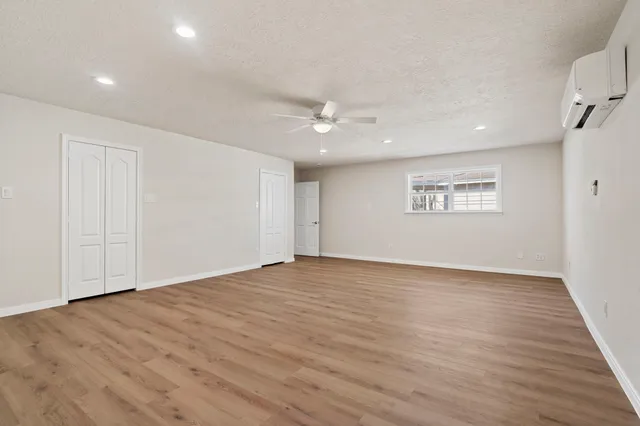 $3,000 | 16022 Crawford Street, Jersey Village, TX 77040