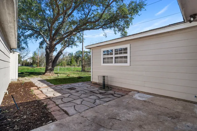 $3,000 | 16022 Crawford Street, Jersey Village, TX 77040