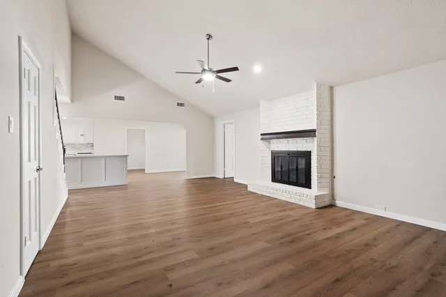 $3,000 | 16022 Crawford Street, Jersey Village, TX 77040