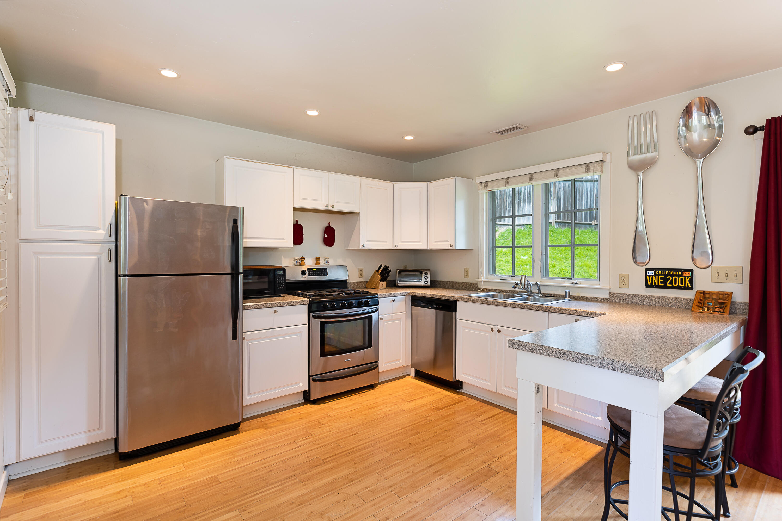 3650 Foothill Road Santa Barbara, CA 93105 - Photo 23 of 30 3650-Foothill-Road-23