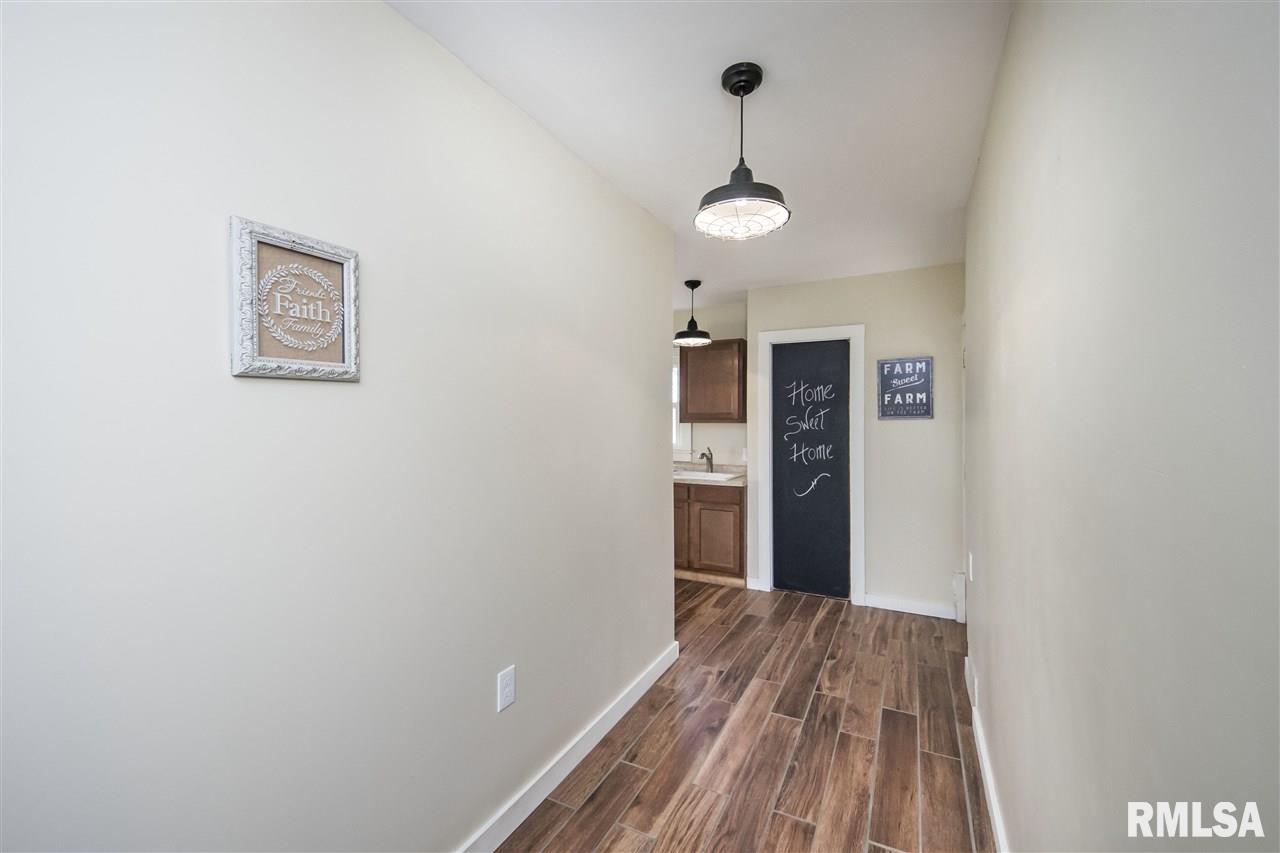1326 Hickory Point Road Metamora, IL 61548 - Photo 23 of 36