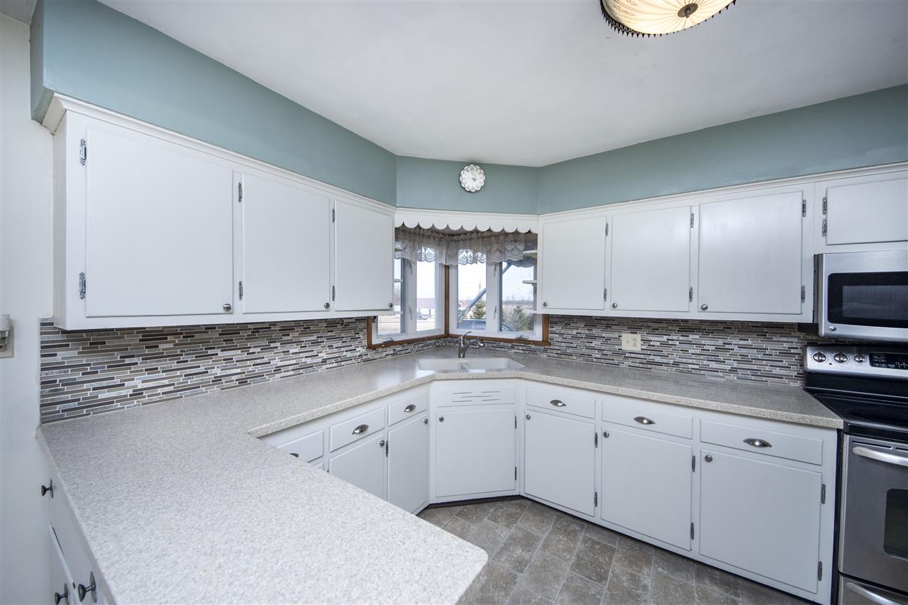 1326 Hickory Point Road Metamora, IL 61548 - Photo 7 of 36