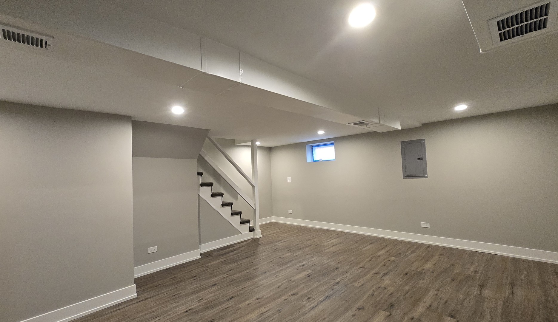 237 West 117th Street Chicago, IL 60628 - Photo 17 of 29